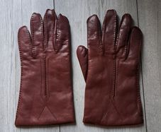 Lamb nappa gloves
