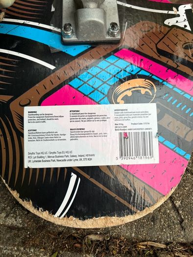 skateboard
