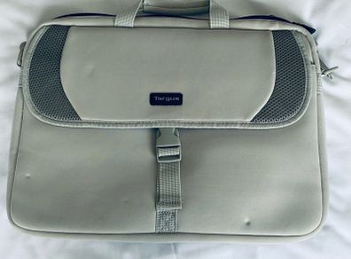 New Targus Laptop Bag