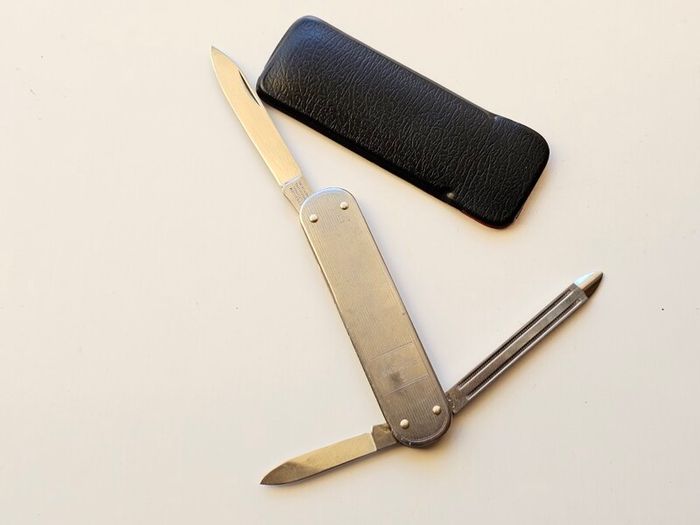 Vintage Rare Collectable Victoria Victorinox Price Gentleman's models 74mm Swiss Army Knife
