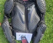 Fox Titan MTB & Motocross body protection. Size Youth.