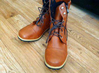Brown Lace-Up Boots with Double Zip