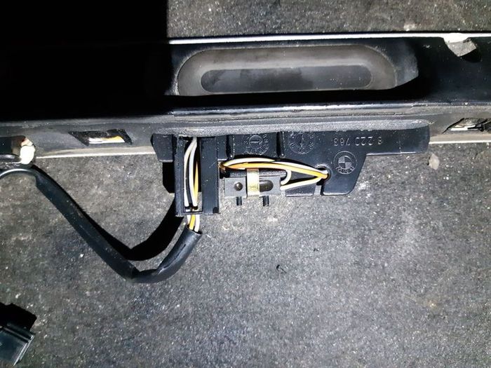 Number plate light boot lid grip bmw e46  3 series   coupe.