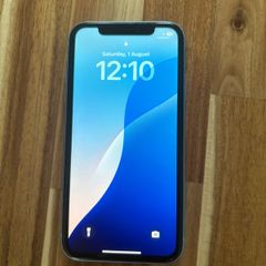 Apple iPhone XR 64GB (Unlocked)