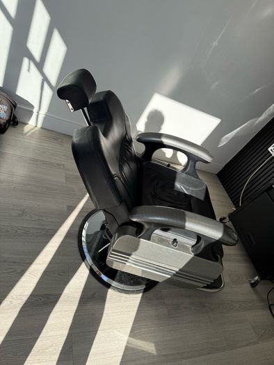 barber chair