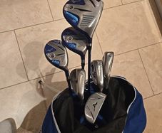Mizuno Junior Golf Set Ages 9-12 (140cm)