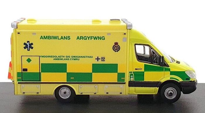 Ambulance 1.76, Sprinter -Free Post