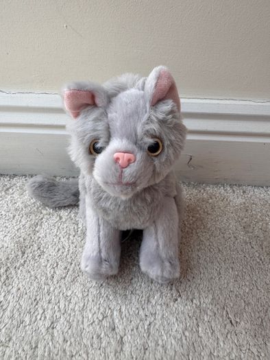 Our Generation Battat Gray Kitten Kitty Cat approx. 16 cm. Used Please see photos