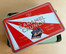 Vintage-style tin