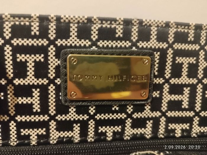 Tommy Hilfiger Monogram Jacquard Tote Bag Authentic