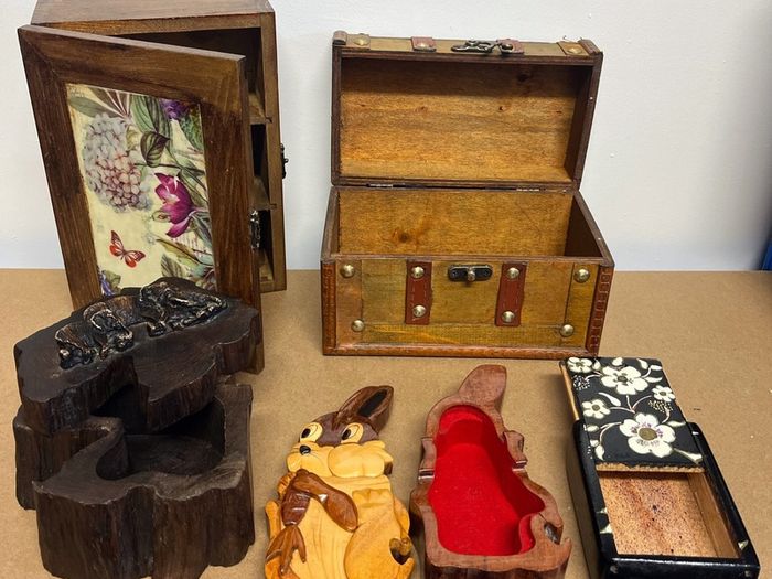 5 trinket boxes