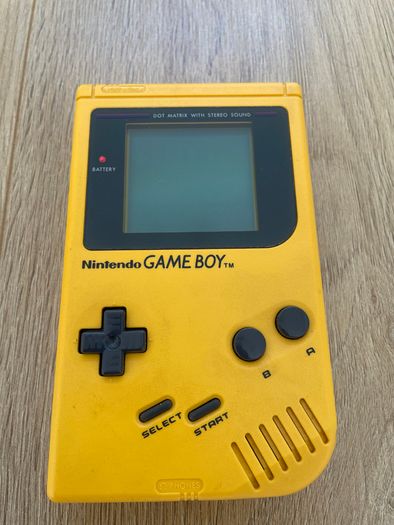 Nintendo Gameboy Classic DMG-001 Yellow + Bomber Man + Other Games