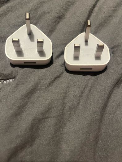 iPhone apple smartphone charger