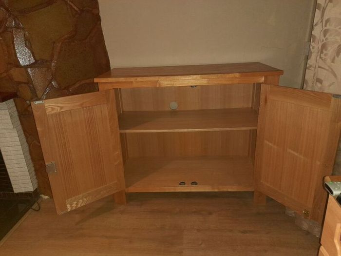sideboard