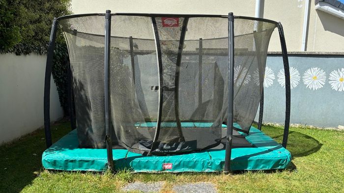 Free Trampolene