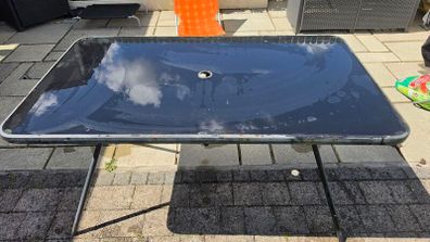 Garden table