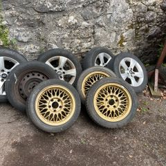 Alloys free to collect