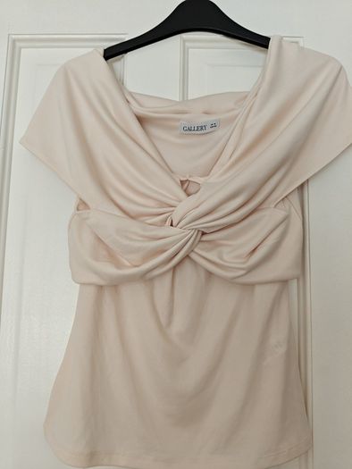 Gallery Top
