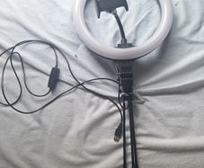 Ring light
