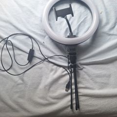 Ring light