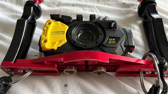Sea & Sea DX-6G Underwater Camera Set w/ WCL06 Wide Angle Lens & Dual Tray