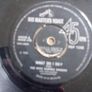 selection of 7 inch vinyl records Image 7