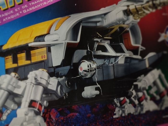 Gargantis ! The Mobile Attack Carrier ! BeetleBorgs ! 1996 ! by BANDAI ! Retro ! Vintage !