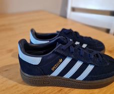 Kids adidas trainers