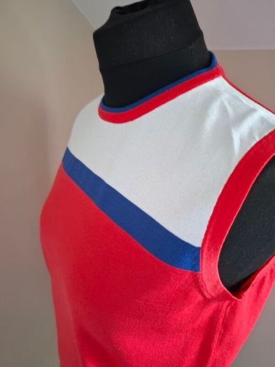Benetton top