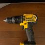dewalt drill Image 2