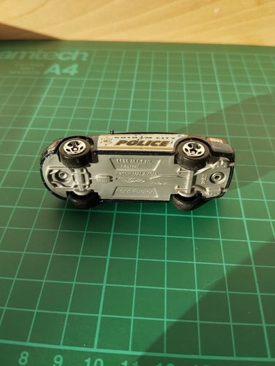 Hot Wheels Batman Ford Fusion (Gotham City PD)