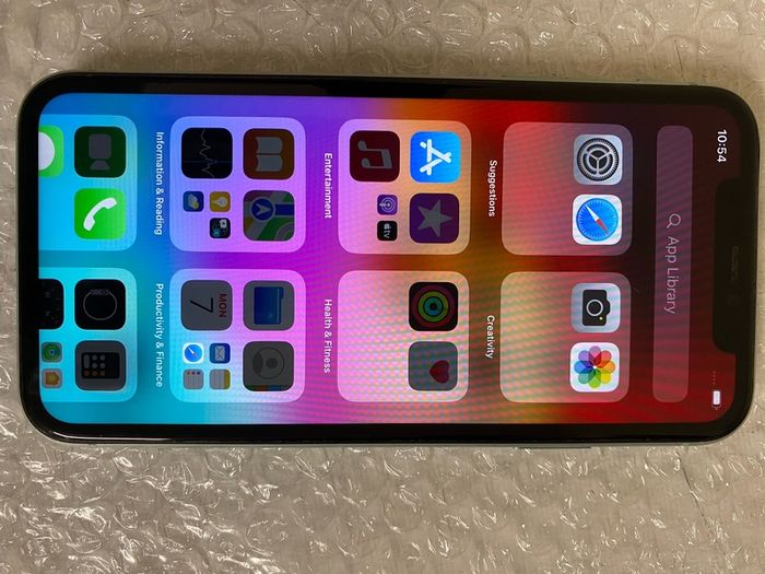 iPhone 11 64GB GreenCharger