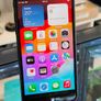 Apple iPhone SE 2 2020 64GB Unlocked open to all Networks, Black (Battery: 90%) Image 3