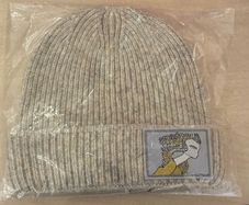 Joanne Hynes hat