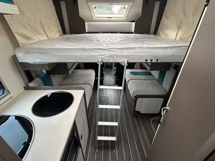 Camper Van