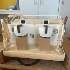 Synesso Syncra, White / Zebrawood