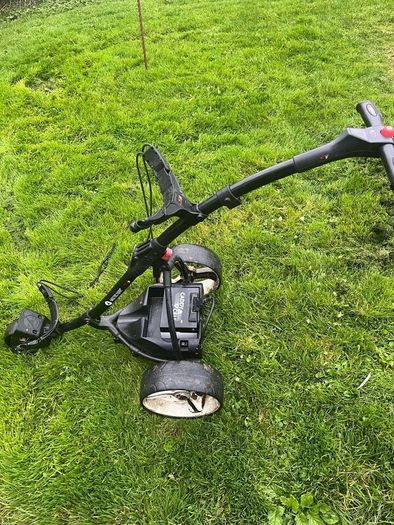 Golf bag and motocaddy