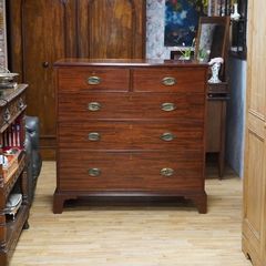 Large Victorian Mahogany Chest of Drawers