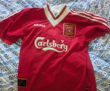 Genuine Vintage 95-96 Liverpool jersey