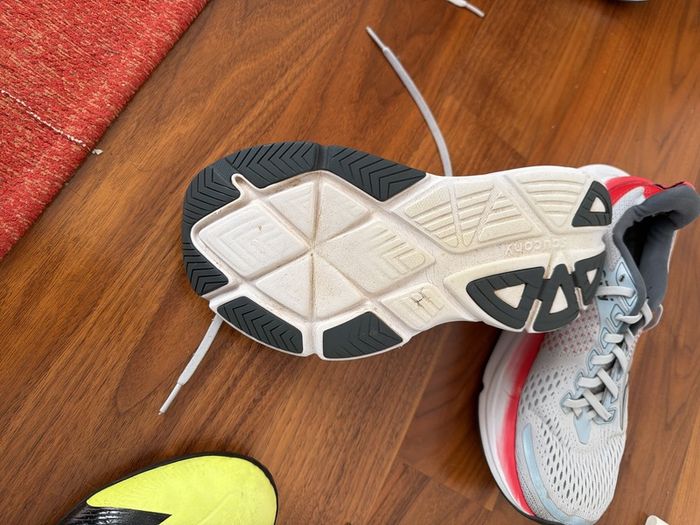 Trail running shoe