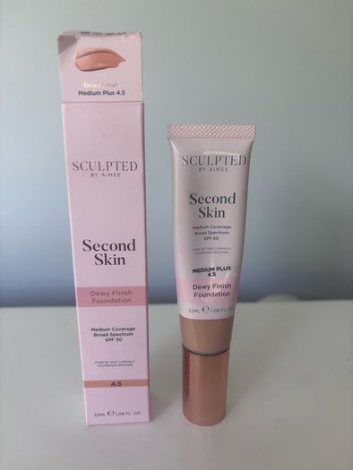 Sculpted by Aimee second skin foundation