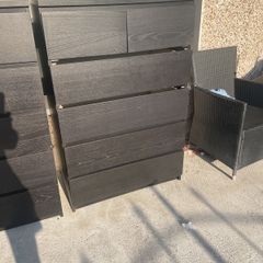chest of drawer