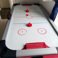 Air Hockey Table