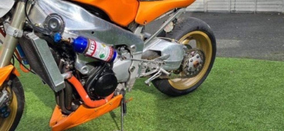 2000 Yamaha r1