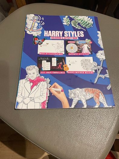 [BOOKAZINE] Harry Styles Colouring & Activity Book