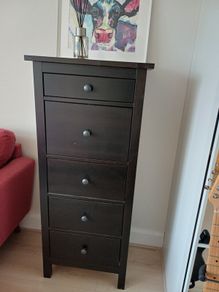 Bedside lockers and Tallboy