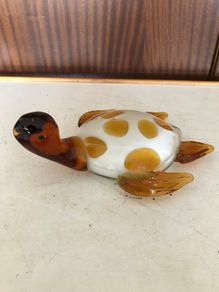 Glass Turtle Amber/ White ornament