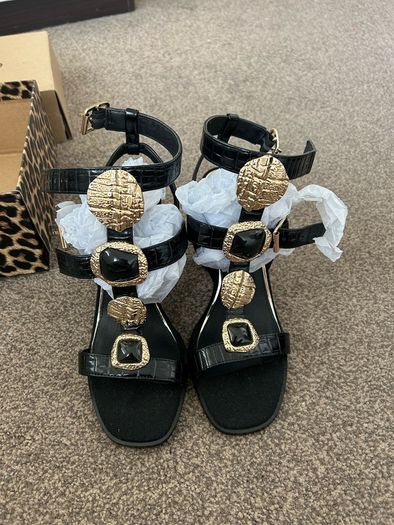 River Island Heels Size 6 New In Box