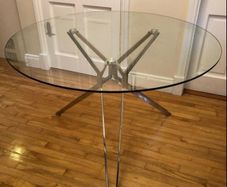 glass dining table