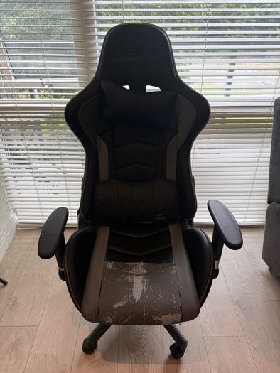 Gaming chair